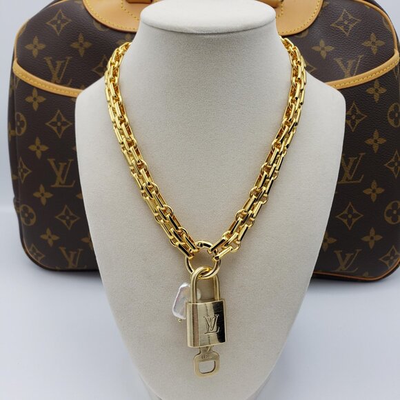 Authentic Louis Vuitton Padlock w/Unbranded Stainless Steel Gold Plated Chain